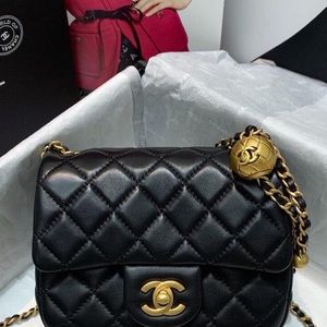 Meet your Posher, Darlene